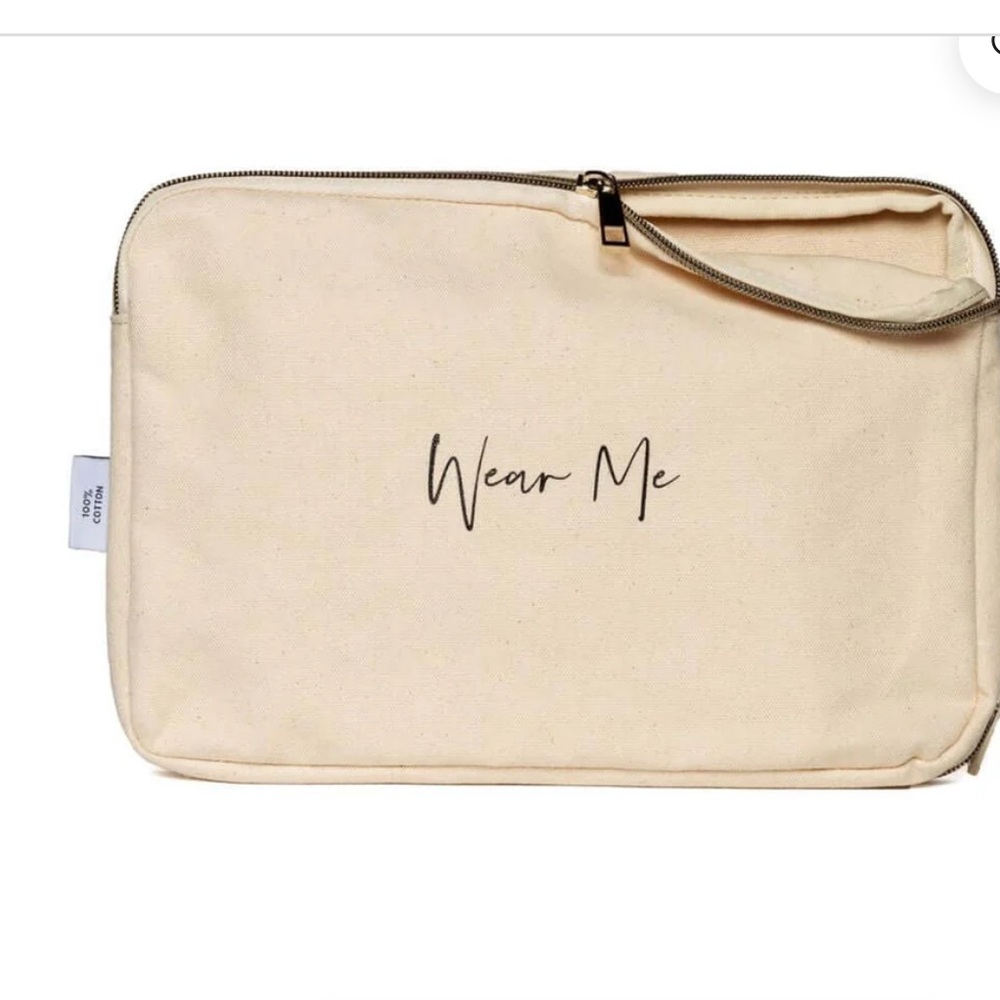 Lindsay Albanese Travel Weekender Two-Sided Laundry Bag.